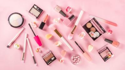 FENOMENA PENGUNAAN MAKE UP TERHADAP PELAJAR DI SEKOLAH SMA NEGERI 2 OKU